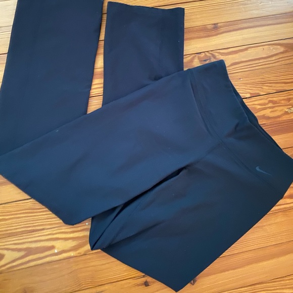 Nike Bootcut DRI FIT Leggings